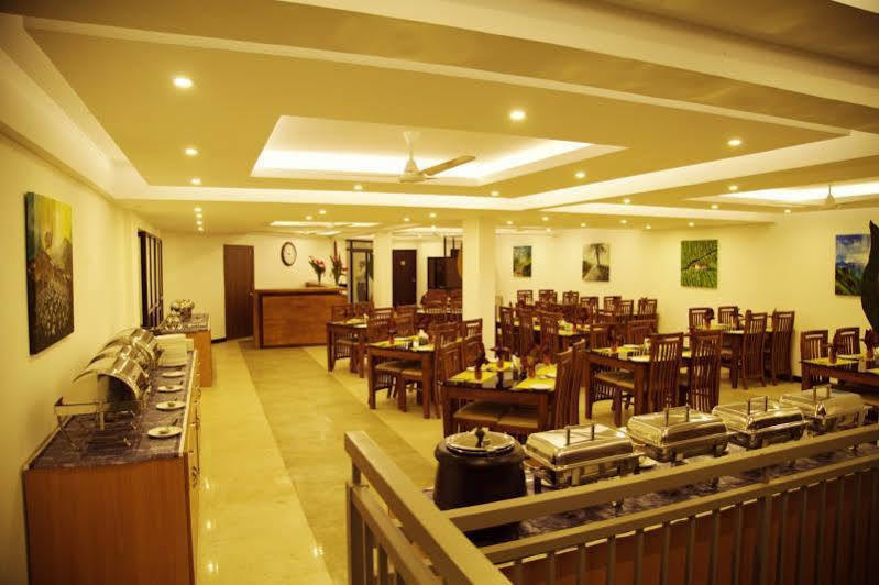 The Munnar Queen Exterior photo